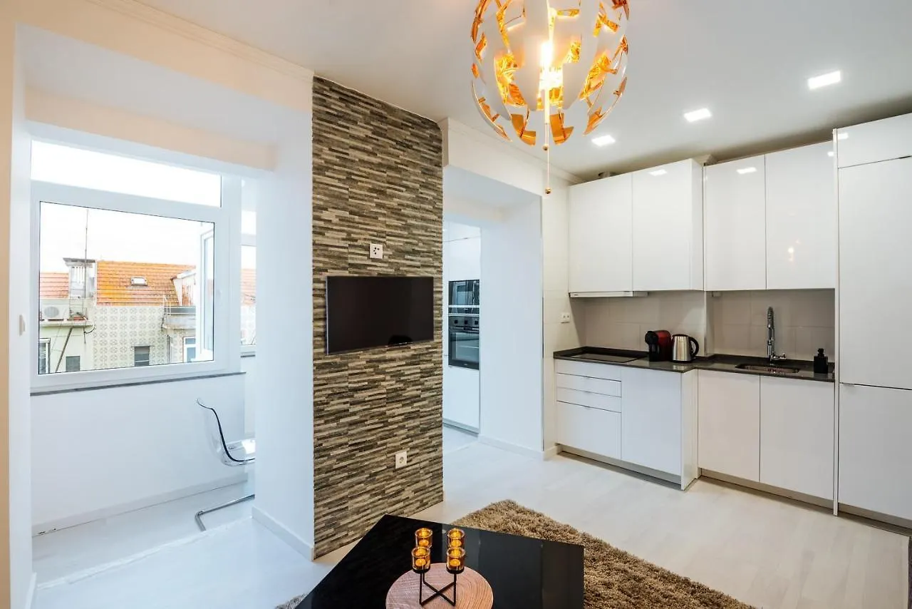Apartment Great New Flat Close To Alameda Portugal